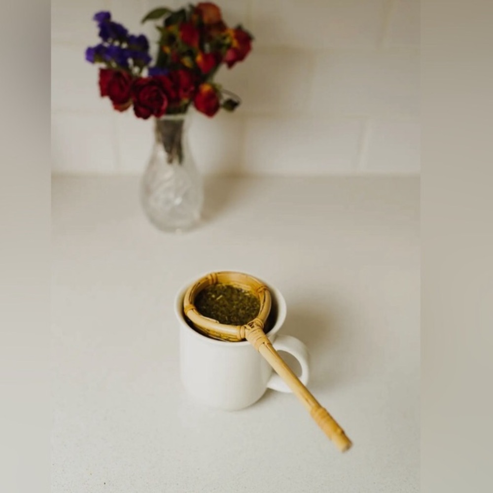 NWT- Handwoven Bamboo Tea Strainer - Picture 2 of 4